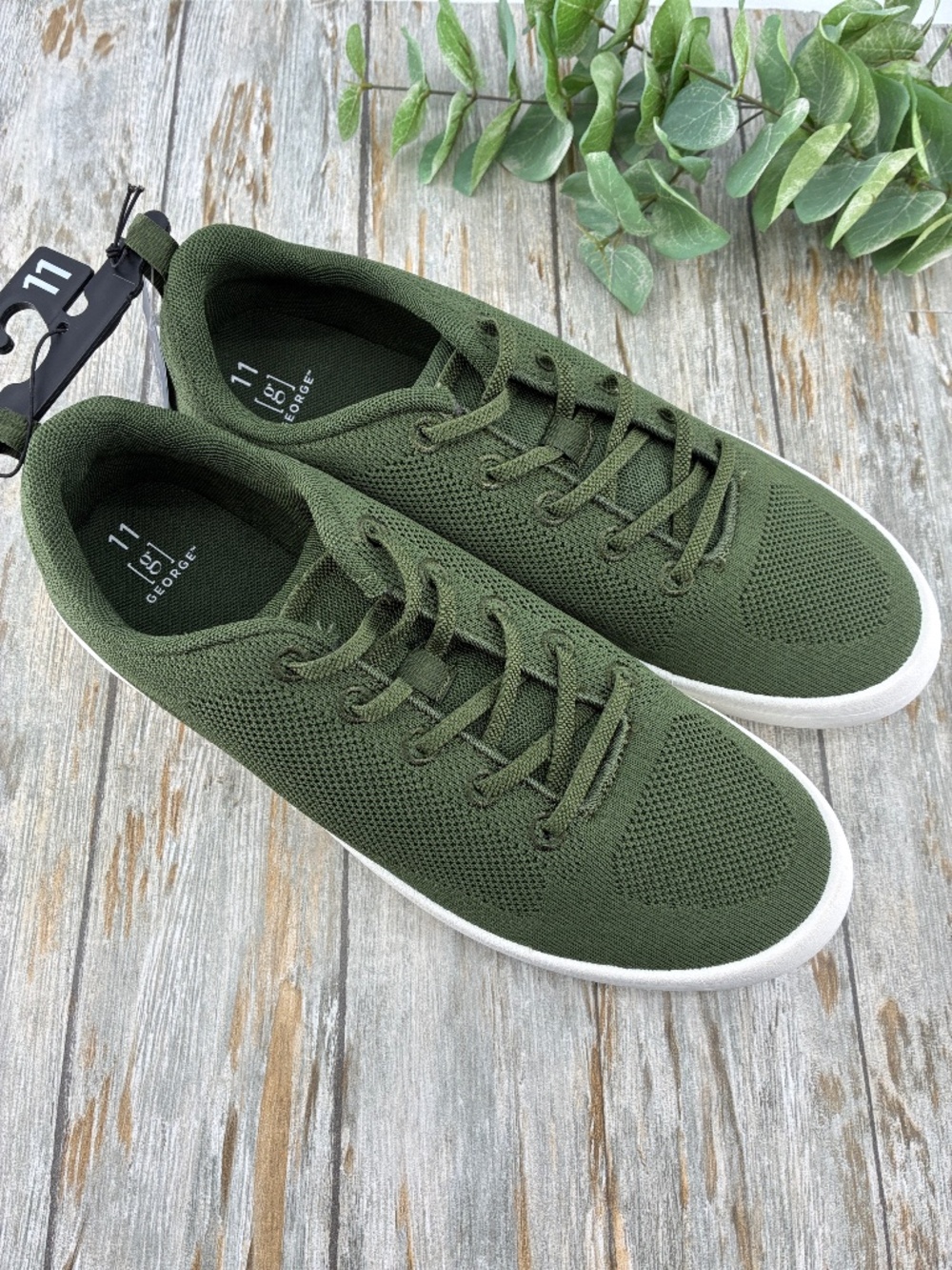 Men’s Knit Sneakers Shoes Size 11